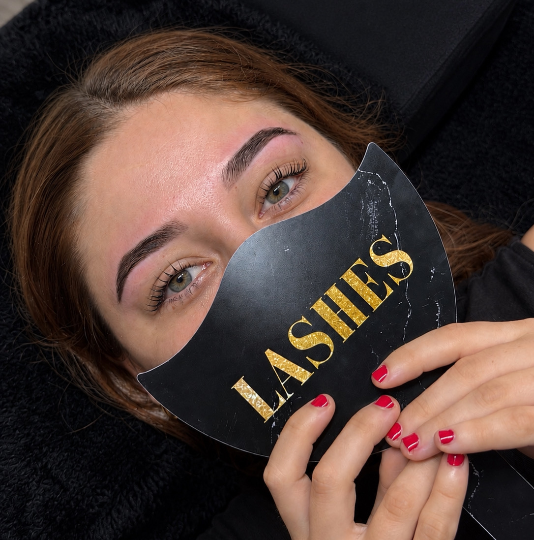 Cejas y pestañas después del tratamiento